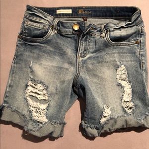 KUT from the kloth boyfriend short